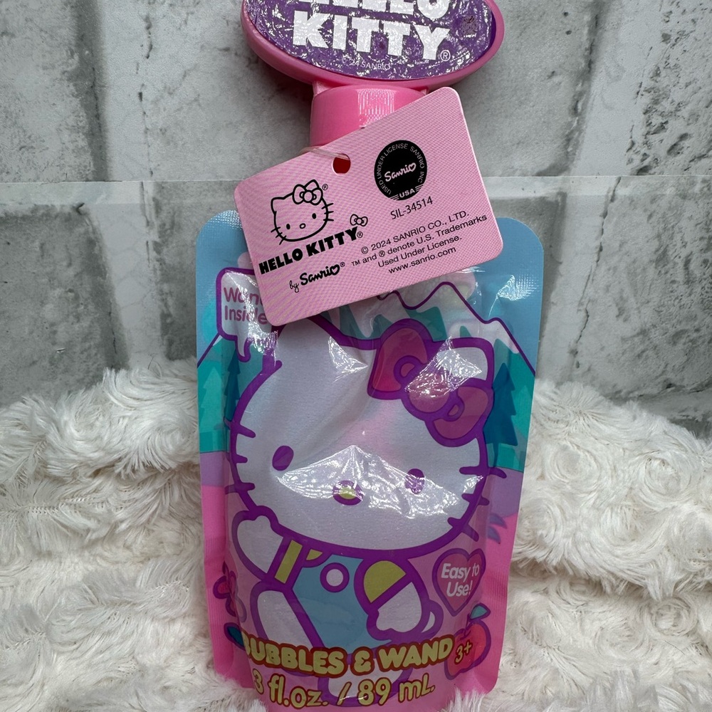 Hello Kitty Pink Bundle Gift Set - Picture 5 of 11